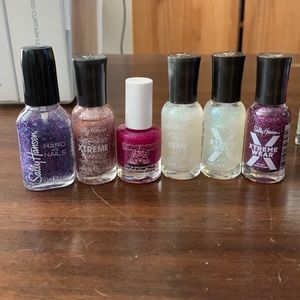 Nail polish bundle